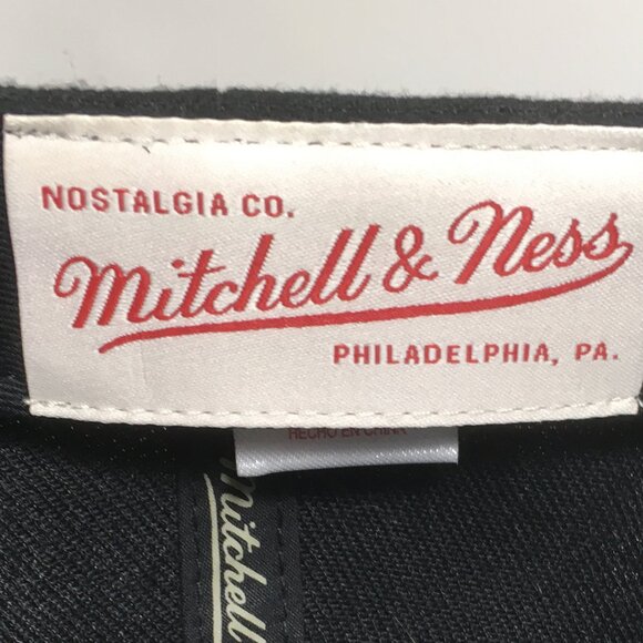 Boston Celtics Snapback Hat Mitchell & Ness Side Core 2.0 Black Green Polyester - Picture 6 of 9